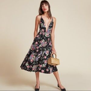 REFORMATION Naya Plunging V Dress